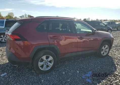 2021 Toyota Rav4 Xle z USA, uszkodzony, nr VIN 2T3P1RFV0MW236331